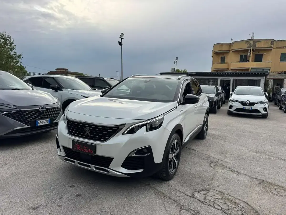 Usata Peugeot 3008 GT-line 131 CV (96 kW) 2018 Bianco SUV