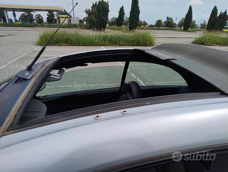 Usata Citroën C3 Pluriel Elegance 70 CV (51 kW) 2008 Nero Cabrio