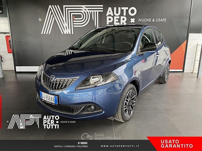 Usata Lancia Ypsilon S 69 CV (50 kW) 2024 Grigio Utilitaria