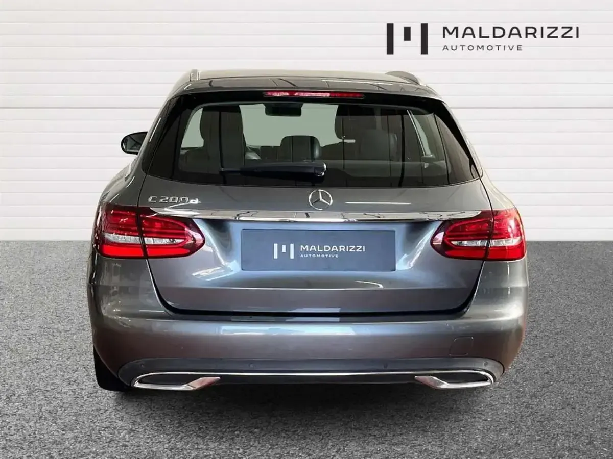 Usata Mercedes C200 160 CV (117 kW) 2021 Grigio Station wagon