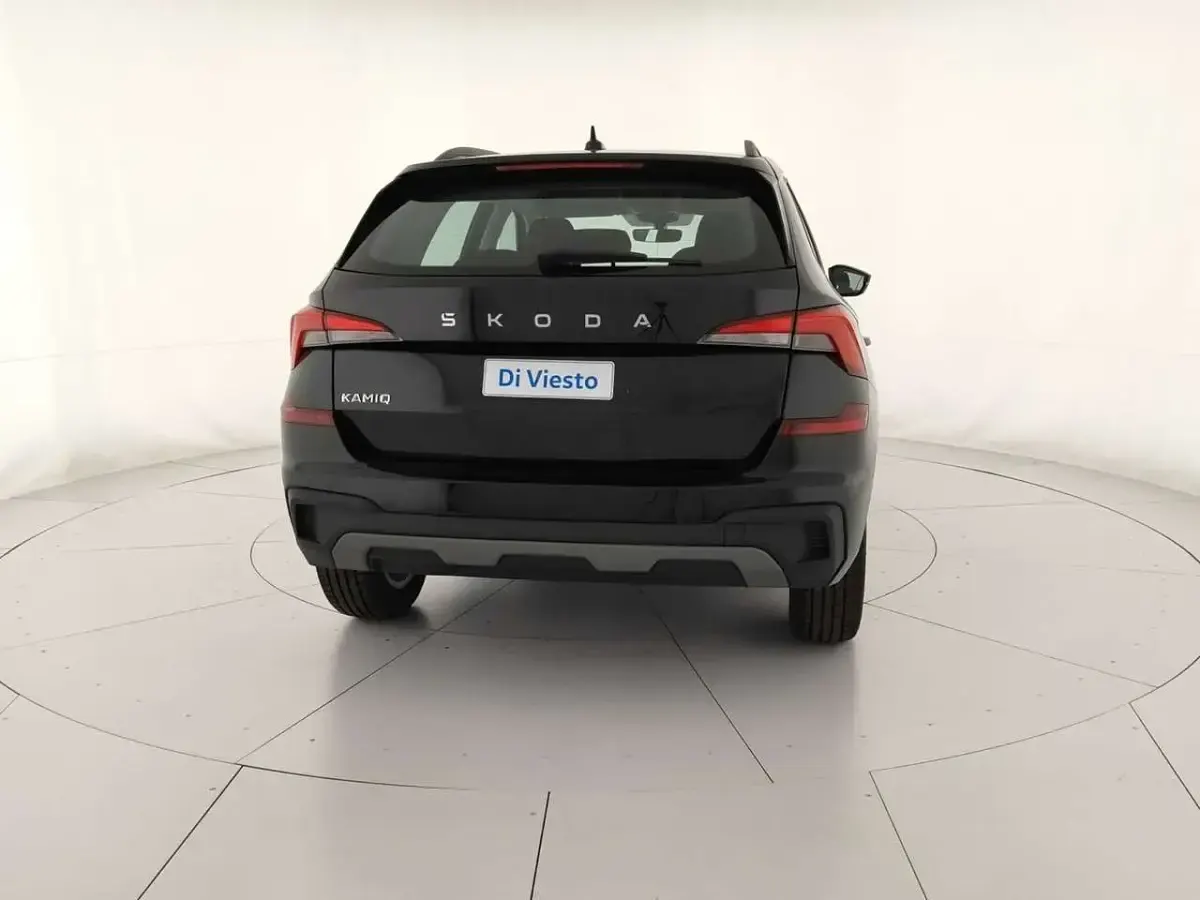 Nuova Skoda Kamiq Selection 150 CV (110 kW) 2026 Nero tulipano perlato SUV