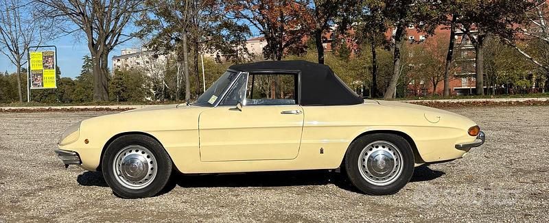 Usata 1960 Alfa Romeo Spider Cabrio | 55.000 € - Immagine 1/4
