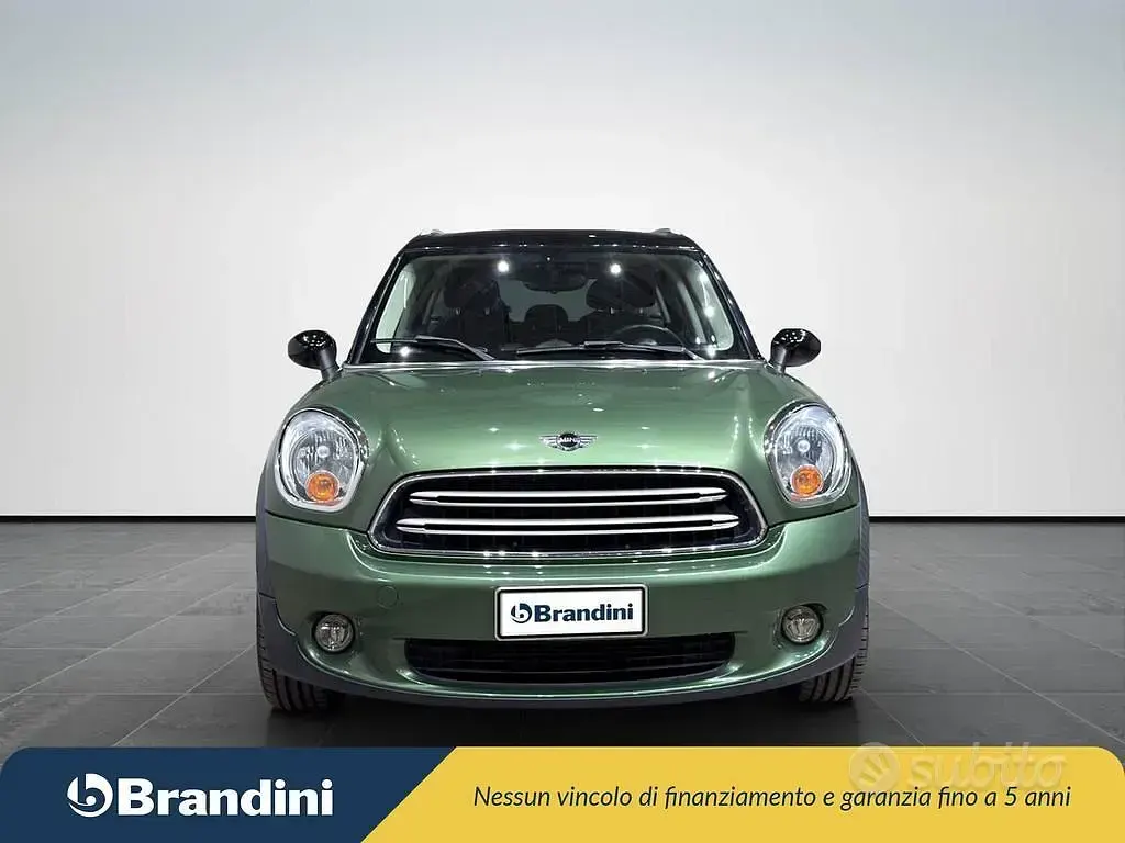 Usata Mini Cooper D Countryman 111 CV (81 kW) 2015 Verde SUV
