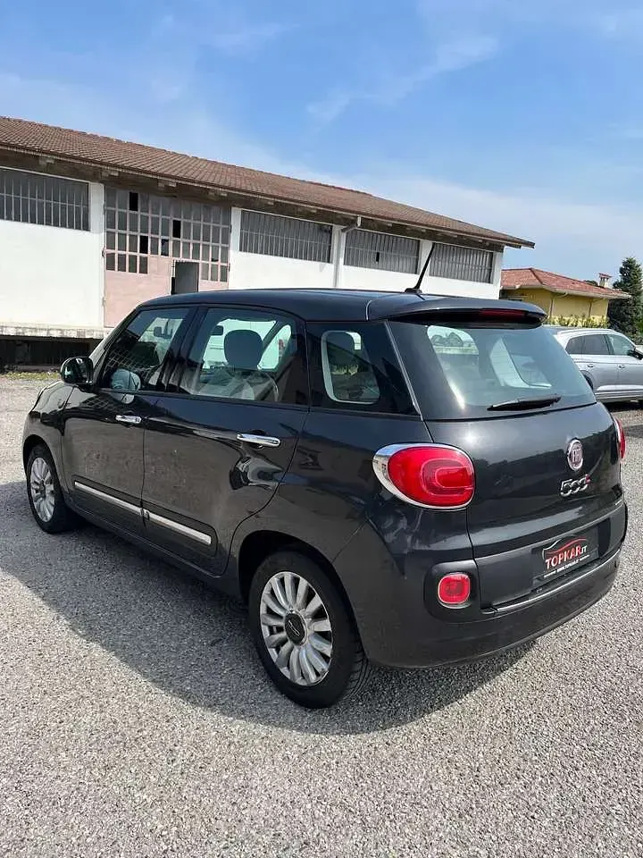 Usata Fiat 500L Lounge 105 CV (77 kW) 2014 Nero Monovolume