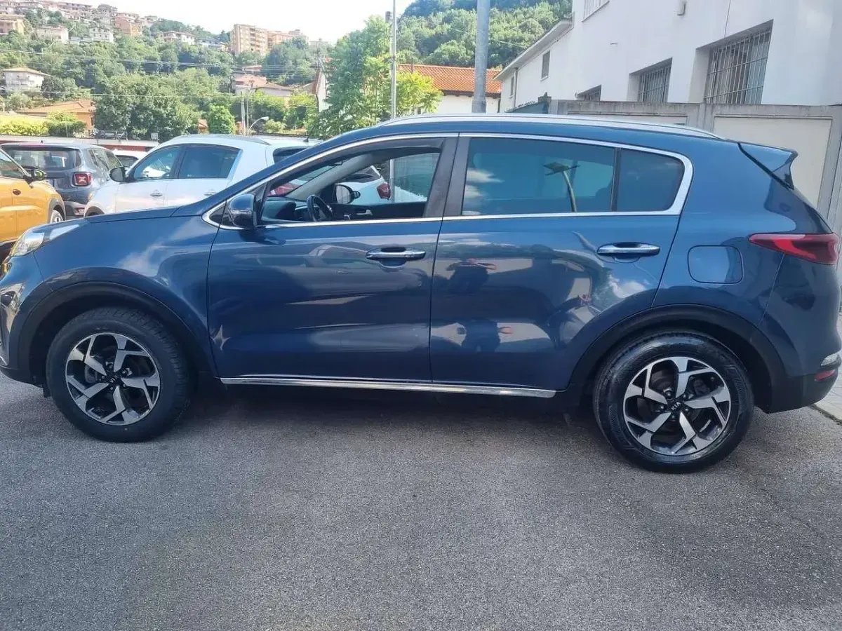 Usata Kia Sportage 116 CV (85 kW) 2019 Blu/azzurro SUV