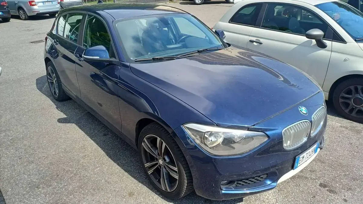 Usata BMW 118 Sport Line 143 CV (105 kW) 2012 Utilitaria