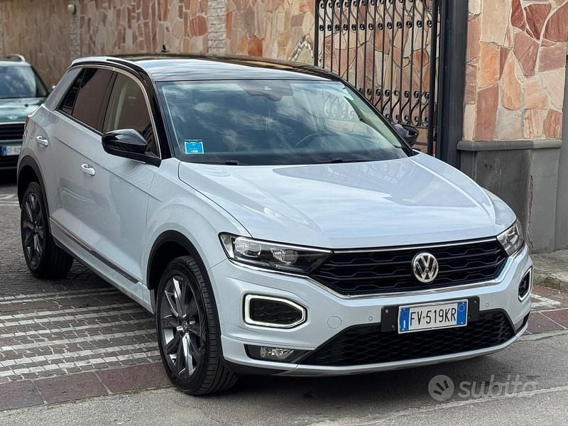 Usata VW T-Roc Advance 115 CV (84 kW) 2019 Grigio SUV