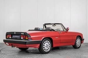 Usata Alfa Romeo Spider Quadrifoglio Verde 128 CV (94 kW) 1988 Rosso Cabrio