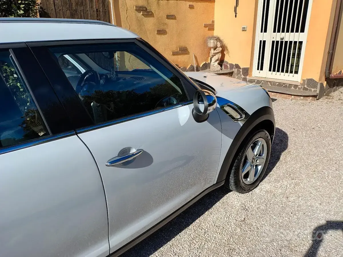 Usata Mini Countryman 111 CV (81 kW) 2014 Bianco SUV
