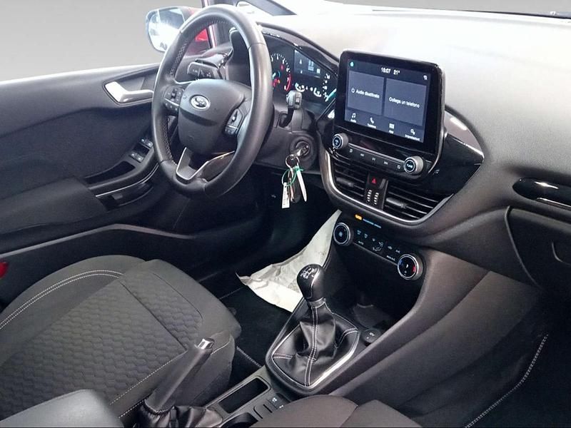 Gebraucht Ford Fiesta Titanium 75 PS (55 kW) 2023 Rot Kleinwagen