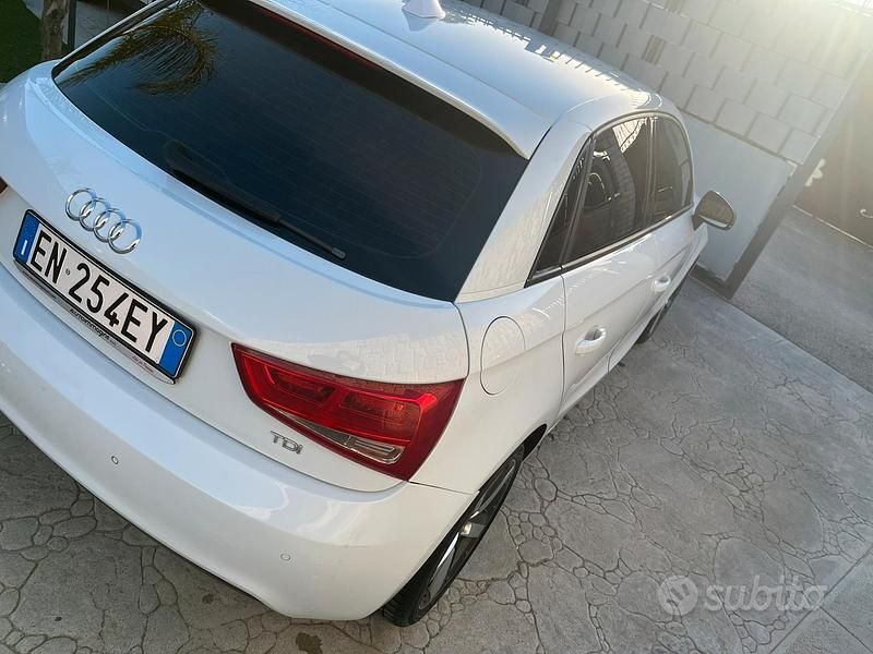 Usata Audi A1 116 CV (85 kW) 2012 Utilitaria