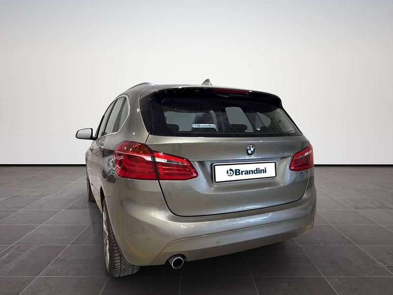 Usata BMW 218 Luxury Line 150 CV (110 kW) 2016 Grigio Station wagon