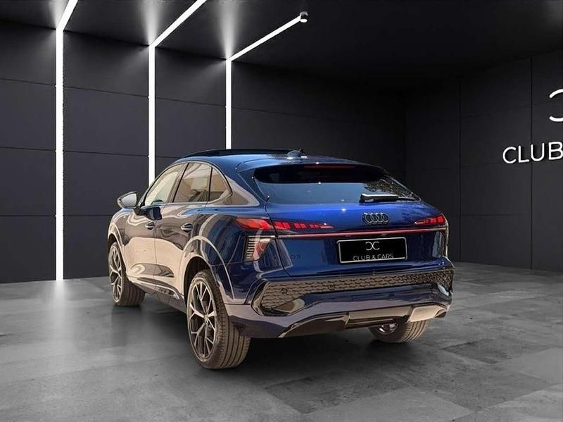 Nuova Audi Q3 Sportback S-Line 150 CV (110 kW) 2026 Blu navarra met SUV