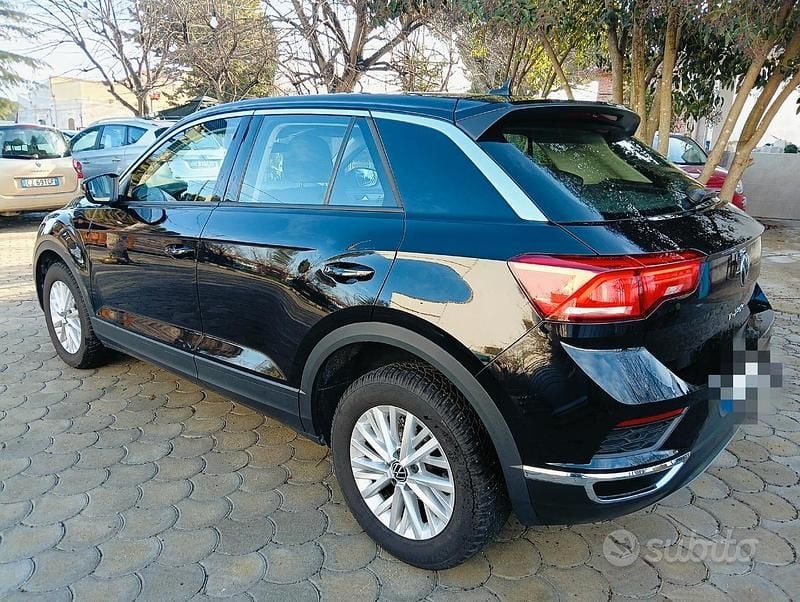 Usata VW T-Roc Business 115 CV (84 kW) 2021 Nero SUV