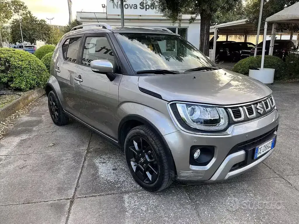 Usata Suzuki Ignis 83 CV (61 kW) 2021 Argento SUV