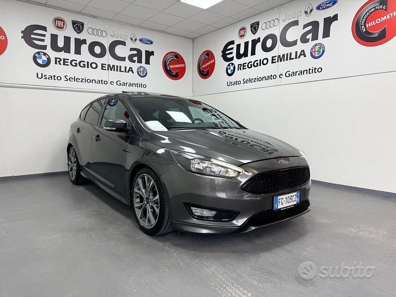 Usata Ford Focus ST-Line 150 CV (110 kW) 2016 Grigio Berlina