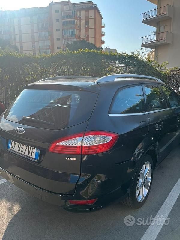 Usata Ford Mondeo 140 CV (102 kW) 2009 Nero Station wagon