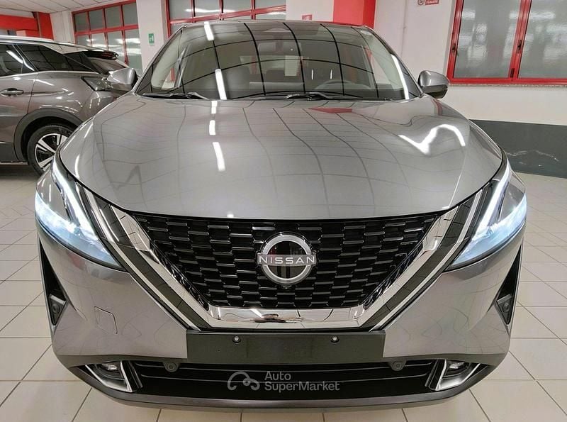 Usata Nissan Qashqai N-Connecta 140 CV (102 kW) 2024 Grigio SUV