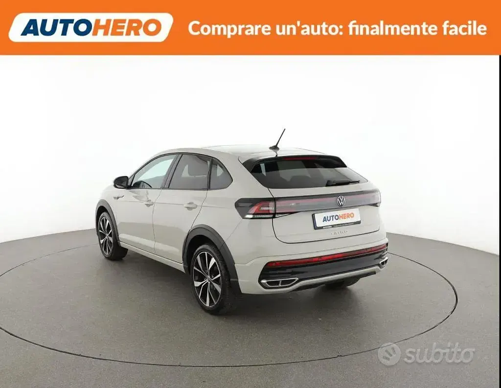 Usata VW Taigo R-line 110 CV (80 kW) 2023 Grigio SUV