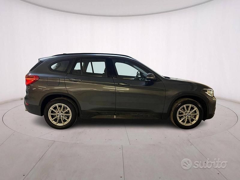 Usata BMW X1 Advantage 150 CV (110 kW) 2019 Grigio SUV