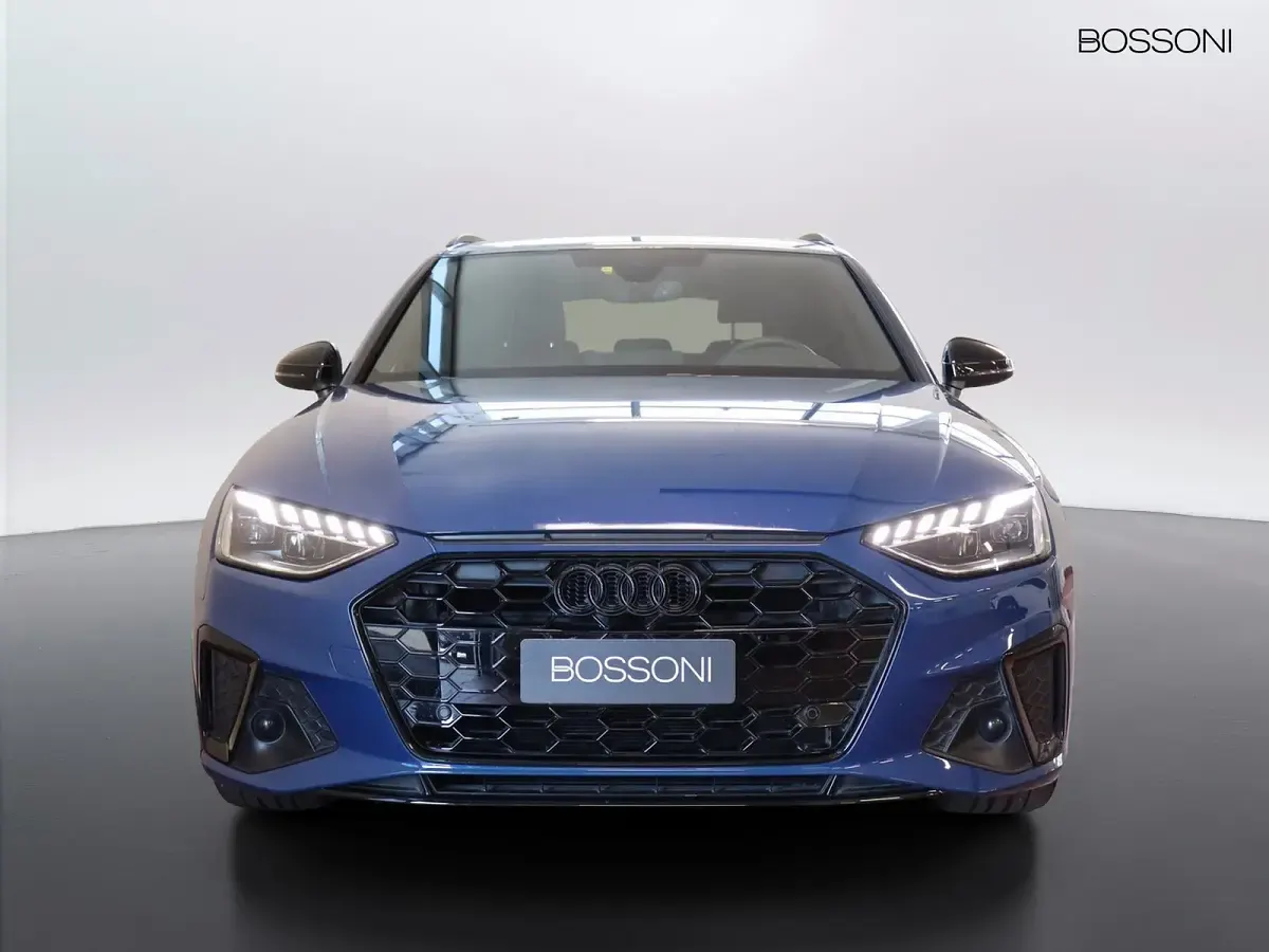 Usata Audi A4 S-Line 163 CV (119 kW) 2024 Blu Station wagon