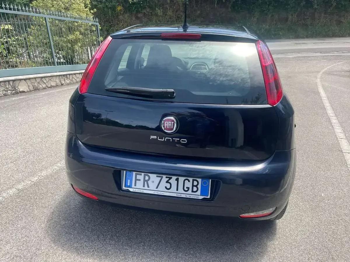 Usata Fiat Punto Street 95 CV (69 kW) 2018 Blu/azzurro Utilitaria
