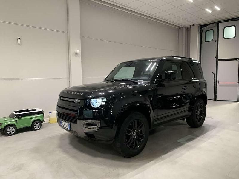 Usata 2021 Land Rover Defender SUV | 56.500 € (Cara) - Immagine 1/4