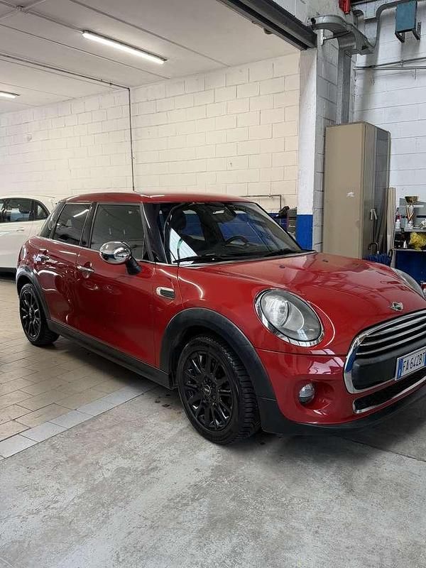 Usata Mini ONE 102 CV (75 kW) 2015 Other Utilitaria