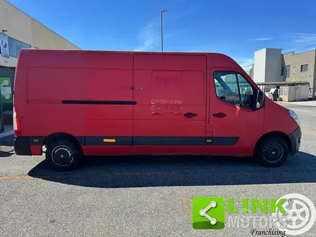 Usata Renault Master 145 CV (106 kW) 2018 Rosso Furgone
