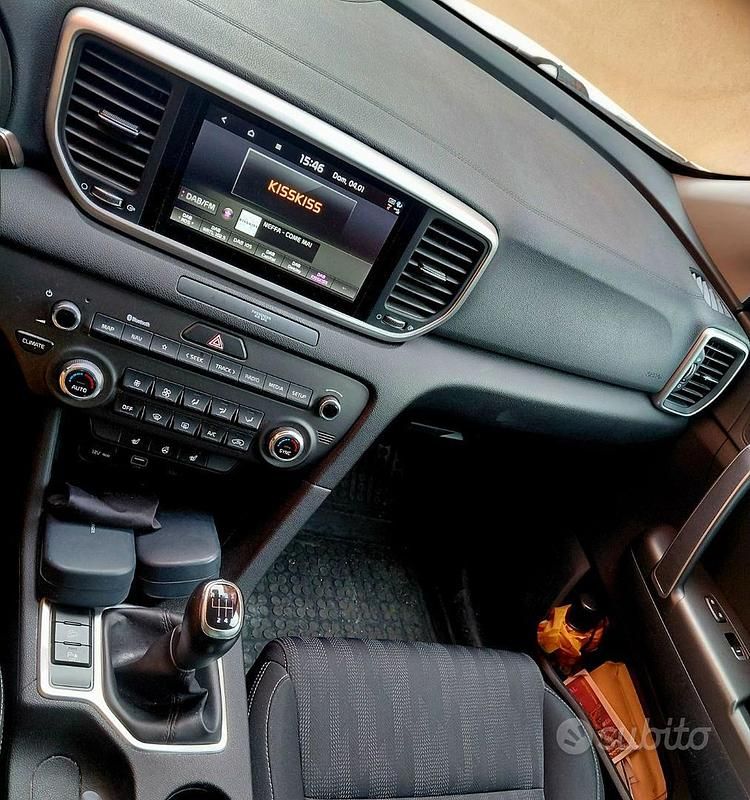 Usata Kia Sportage 136 CV (100 kW) 2022 Bianco SUV