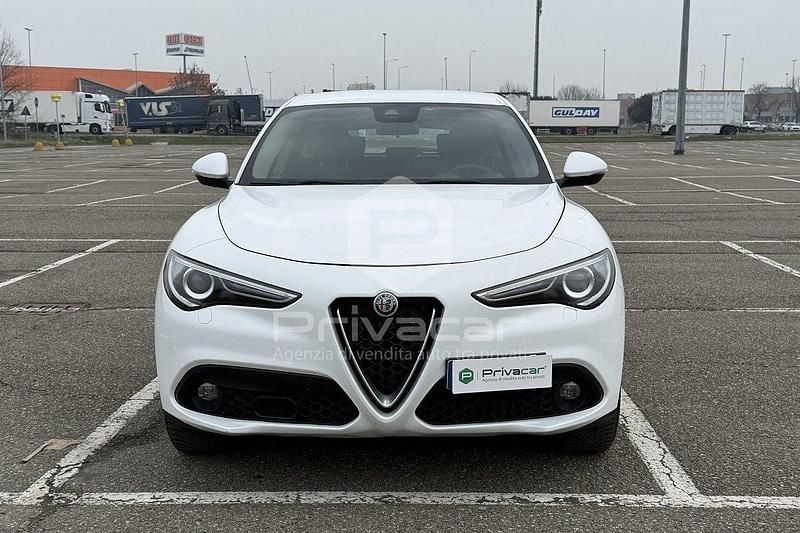 Usata Alfa Romeo Stelvio Super 210 CV (154 kW) 2018 Bianco SUV
