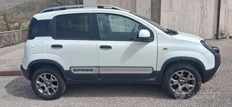 Usata Fiat Panda Cross Cross 74 CV (54 kW) 2014 Bianco Utilitaria