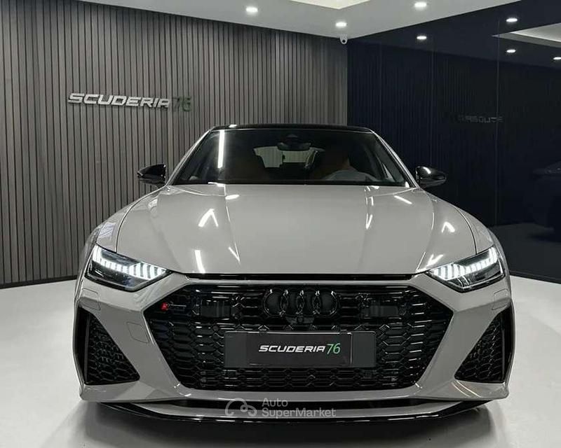 Usata Audi RS6 Performance 630 CV (463 kW) 2024 Gray Station wagon