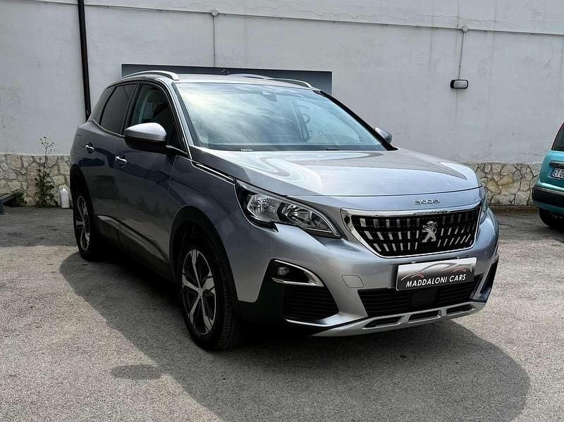 Usata Peugeot 3008 Allure 120 CV (88 kW) 2017 Argento SUV