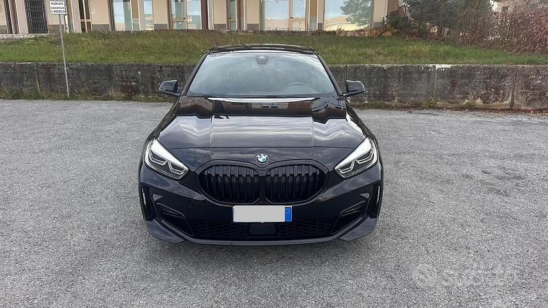 Usata BMW 116 M Sport 116 CV (85 kW) 2022 Nero Utilitaria