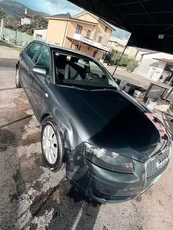 Usata Audi A3 102 CV (75 kW) 2004 Grigio Utilitaria