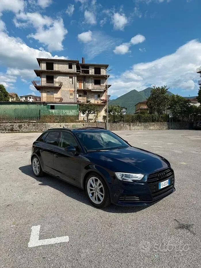 Usata Audi A3 116 CV (85 kW) 2018 Bluazzurro Berlina