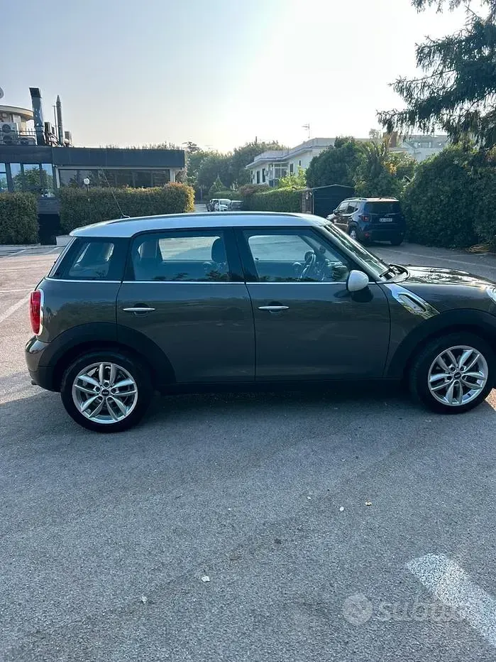 Usata Mini Countryman 90 CV (66 kW) 2014 Grigio SUV