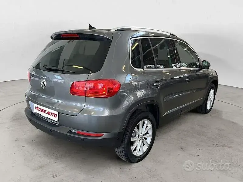Usata VW Tiguan 150 CV (110 kW) 2015 Grigio SUV