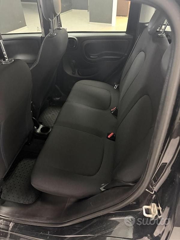 Usata Fiat Panda Pop 69 CV (50 kW) 2017 Nero Utilitaria