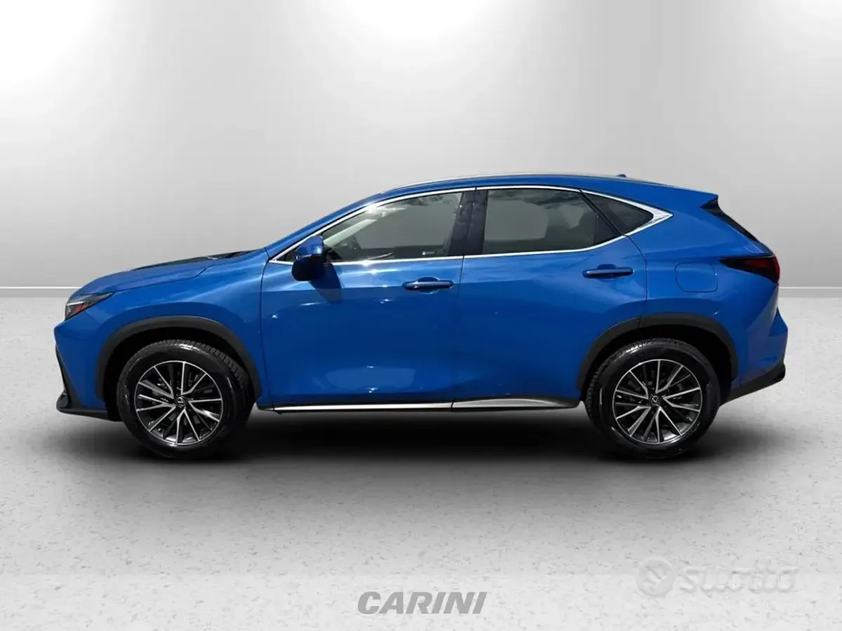 Usata Lexus NX350h Business Edition 244 CV (179 kW) 2023 Blu/azzurro SUV