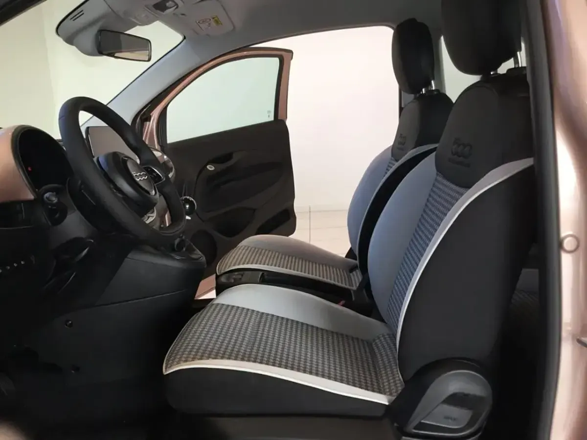 Nuova Fiat 500 65 CV (47 kW) 2026 Rosa Utilitaria