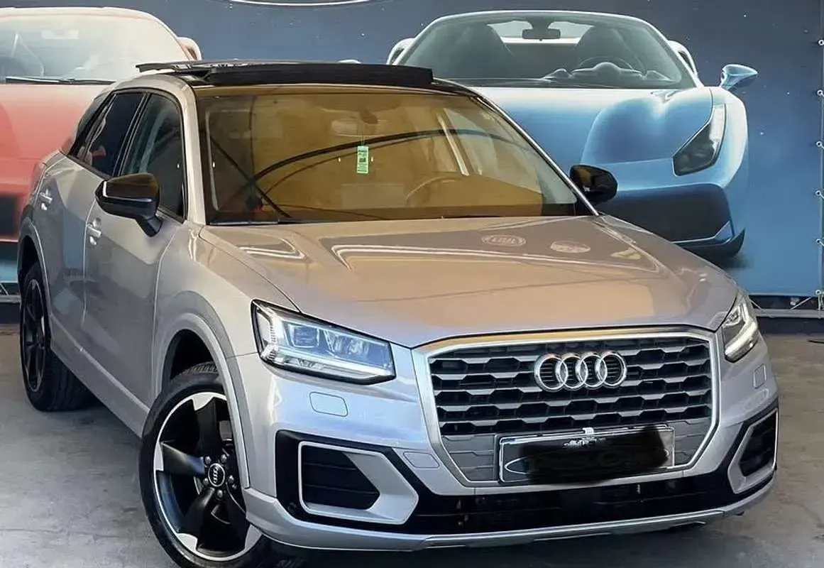 Usata Audi Q2 Sport 116 CV (85 kW) 2017 Grigio SUV