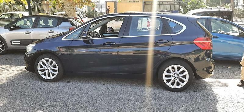 Usata BMW 216 Active Tourer Luxury Line 116 CV (85 kW) 2016 Blu/azzurro Monovolume