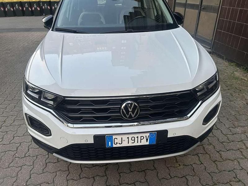 Usata VW T-Roc R-line 150 CV (110 kW) 2022 Bianco SUV