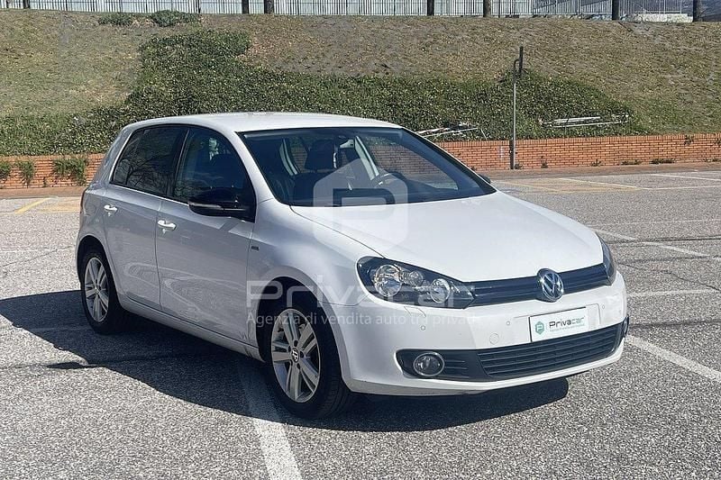 Usata VW Golf VII Comfortline 105 CV (77 kW) 2012 Bianco Berlina