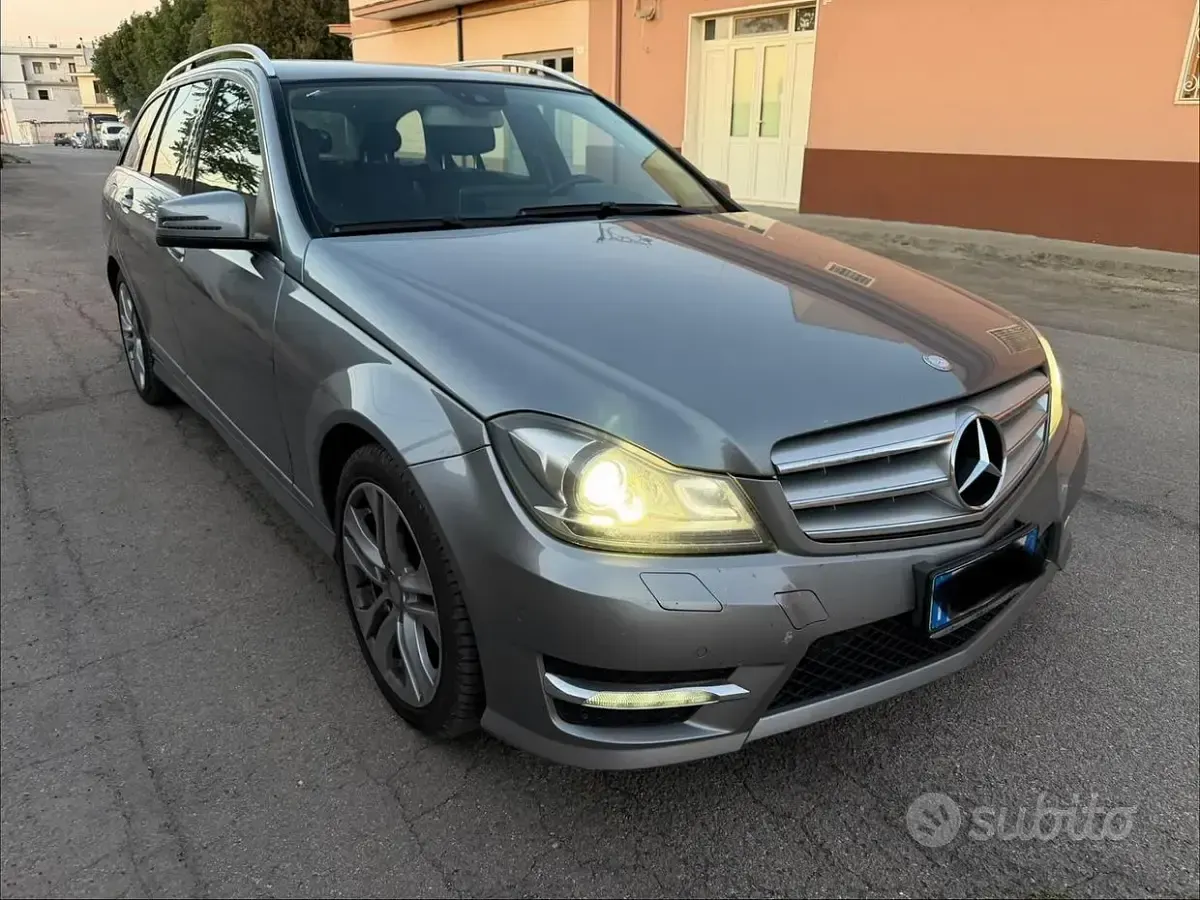 Usata Mercedes C220 Avantgarde 170 CV (125 kW) 2013 Grigio Station wagon