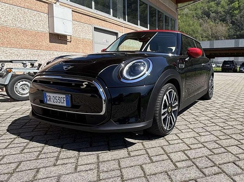 Usata Mini Cooper SE 75 kW (102 CV) 2023 Utilitaria