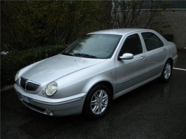 Lancia lybra дизель