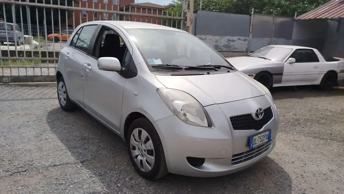 Usata Toyota Yaris 69 CV (50 kW) 2008 Utilitaria
